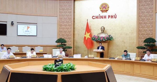 Thủ tướng chủ trì phiên họp Chính phủ về sắp xếp, tổ chức lại đơn vị hành chính và tổ chức chính quyền địa phương 2 cấp