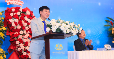 Chủ tịch Địa ốc Hoàng Quân lần đầu đưa 3 người con lộ diện, nói về điều khó khi phải ‘trả nợ’ cam kết 40.000 căn nhà ở xã hội