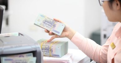 Bất chấp lãi suất thấp, nhiều doanh nghiệp vẫn gửi tiết kiệm hàng ngàn tỉ đồng