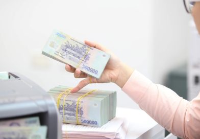 Bất chấp lãi suất thấp, nhiều doanh nghiệp vẫn gửi tiết kiệm hàng ngàn tỉ đồng