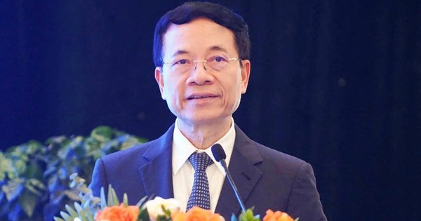 Chúng ta đang đứng trước một cánh cửa lớn