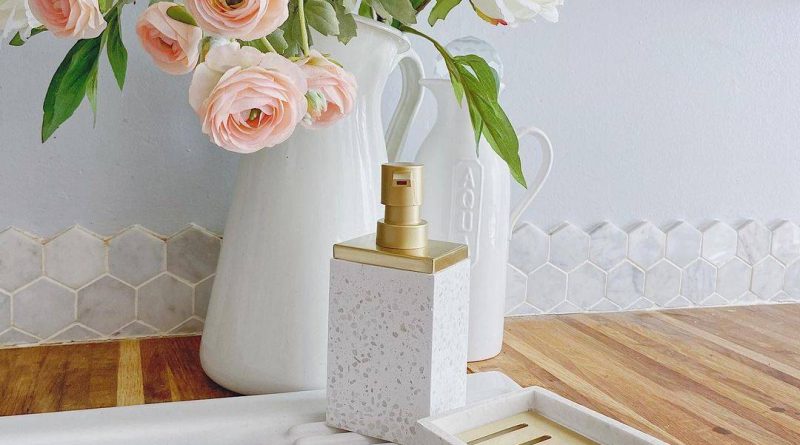 Từ sàn nhà đến tường phòng tắm – Tạp chí Kiến trúc Việt Nam