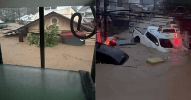 Bão Kalmaegi sầm sập đổ bộ, nhiều khu dân cư chìm trong biển nước, ô tô trôi lênh đênh trên đường phố