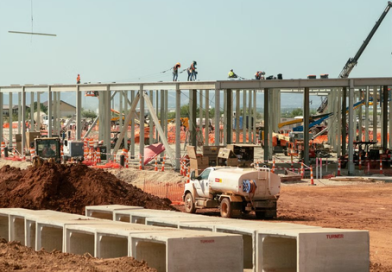 Người tiêu dùng và hộ gia đình sẽ phải trả giá cho bong bóng công nghệ