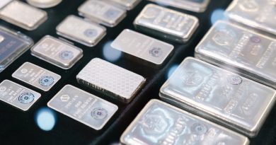 Giá bạc miếng lập đỉnh trên 2,3 triệu một lượng