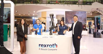 Các lãnh đạo ngành và chuyên gia công nghệ quy tụ để giải quyết bài toán chuyển đổi số