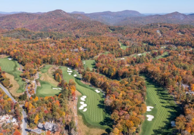 Phát hiện làng tỷ phú biệt lập có mật độ của cải cực cao, không chính quyền, không cảnh sát, đường sá khó khăn nhưng giới siêu giàu vẫn đổ xô đến mua nhà