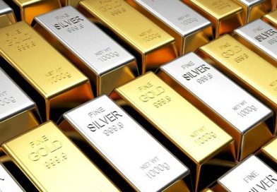 Vì sao giá bạc đang tăng nhanh hơn vàng?