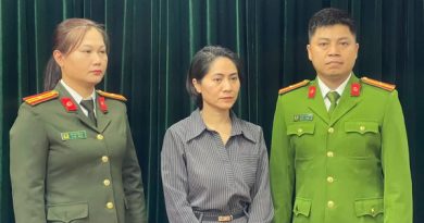 Khởi tố giám đốc công ty tổ chức show “Về đây bốn cánh chim trời” về tội lừa đảo chiếm đoạt tài sản