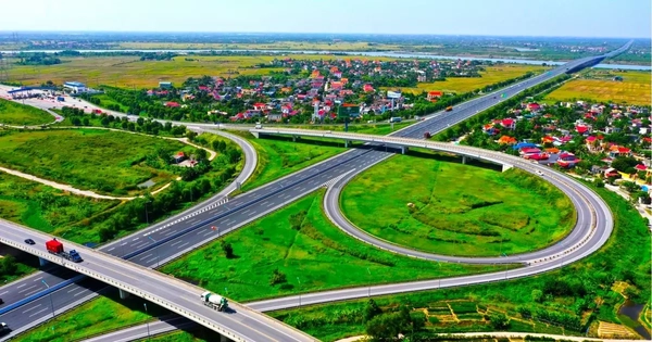 Kỳ tích vượt mục tiêu 3.000 km đường bộ cao tốc