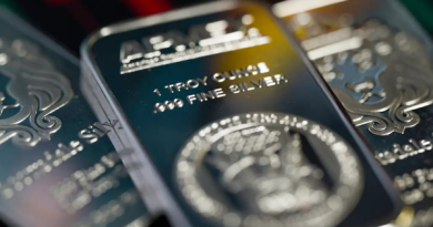 Giá bạc sẽ đi về đâu sau khi tăng vọt 170%? Chuyên gia dự báo ‘tảng đá’ ngáng đà tăng trong tương lai