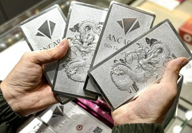 Rủi ro cực lớn khi mua bán bạc trên giấy tại ‘chợ đen’