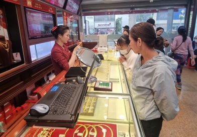 ‘Bắt đáy’ mua vàng, bạc khi giá giảm sâu