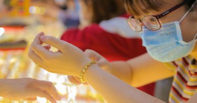 Khách giao dịch vàng từ 5 triệu đồng phải chuyển khoản