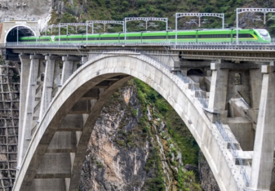 Láng giềng Việt Nam sắp hoàn thành tuyến đường đi hơn 300 km chỉ mất 4 tiếng rưỡi