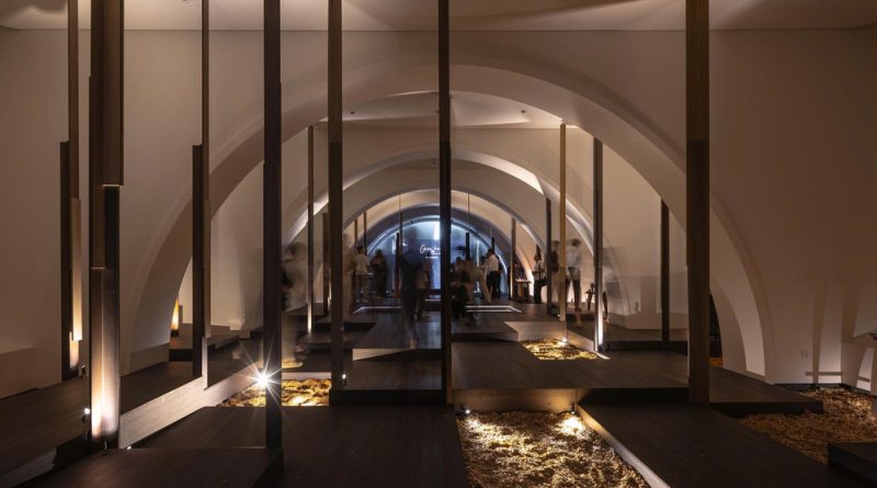 Gỗ Minh Long và 18 năm kiên nhẫn xây từ nền móng, lớn từ bên trong