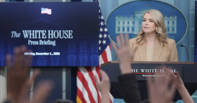 Mỹ bất ngờ phá lệ cũ, “cởi trói” dầu Venezuela