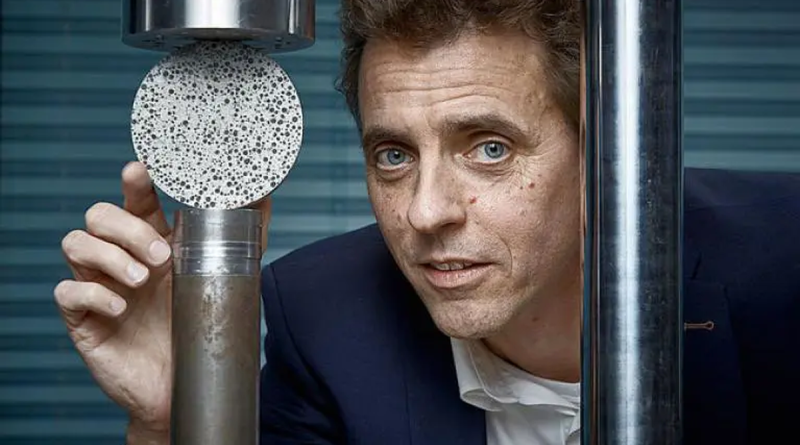 Tăng thần tốc từ 114 tỷ USD lên 1.972 tỷ USD