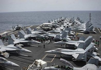 Iran sắp ra luật thu phí qua lại eo biển Hormuz