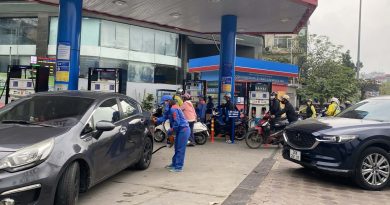 Giá xăng vượt 22.000 đồng một lít