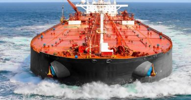 Sinh ra trên vựa dầu nhưng đang tìm cách đa dạng nền kinh tế, “Thụy Sĩ của Trung Đông” còn có gì mà đến tên lửa của Iran cũng phải tránh?