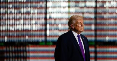 Được – mất của kinh tế Mỹ sau một năm công bố thuế đối ứng