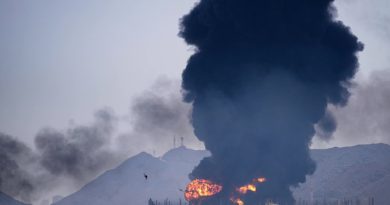 Điều hiếm thấy trên eo biển Hormuz kể từ khi Mỹ