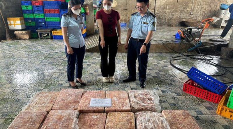 Tiếp tục phát hiện loạt sai phạm nghiêm trọng của các hộ kinh doanh, hàng nghìn sản phẩm bị tạm giữ, tiêu hủy