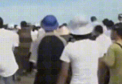 “Ký ức vàng” về cầu Mỹ Thuận sau 26 năm khiến cộng đồng mạng xúc động