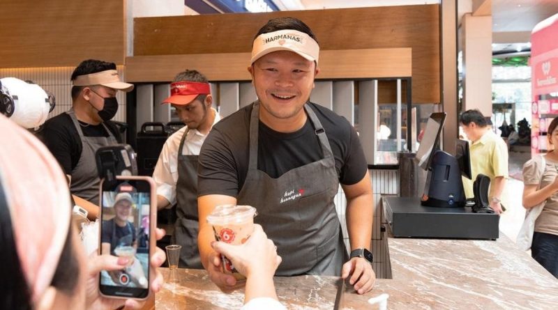 Giá chỉ hơn 30.000 đồng/cốc, cứ mỗi ngày lại mở thêm 1 cửa hàng, founder mới 37 tuổi