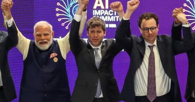 OpenAI “rút ruột” dàn sếp lớn, phần mềm truyền thống bên bờ vực