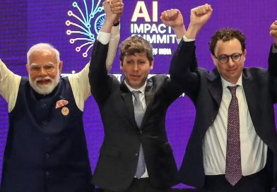 OpenAI “rút ruột” dàn sếp lớn, phần mềm truyền thống bên bờ vực