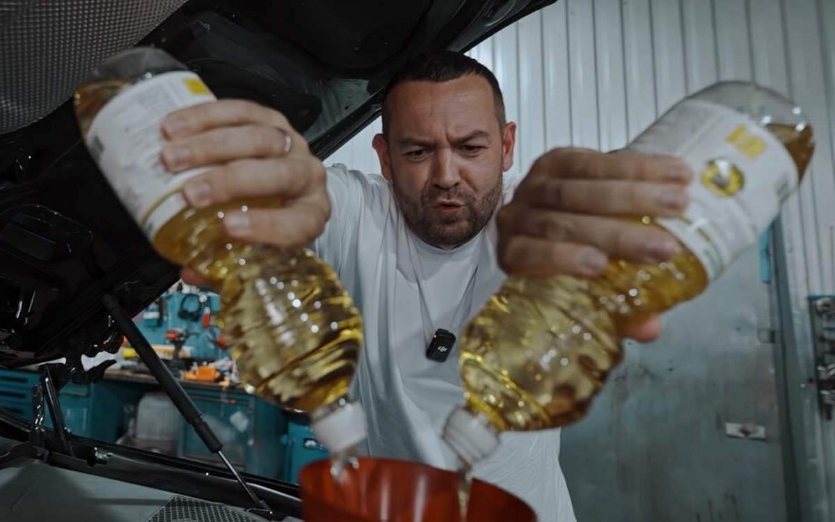 oil-1776241058723-17762410591922113382990-0-55-576-977-crop-17762410736291640275081.png