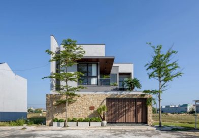 Nhà 160 m2 giảm diện tích xây để tạo “khoảng thở” đón nắng gió