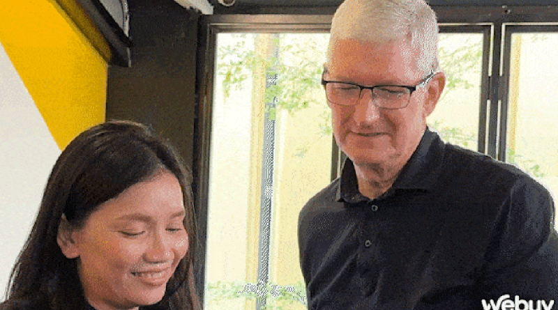 Biểu cảm của Tim Cook khi thấy AI giả chính mình