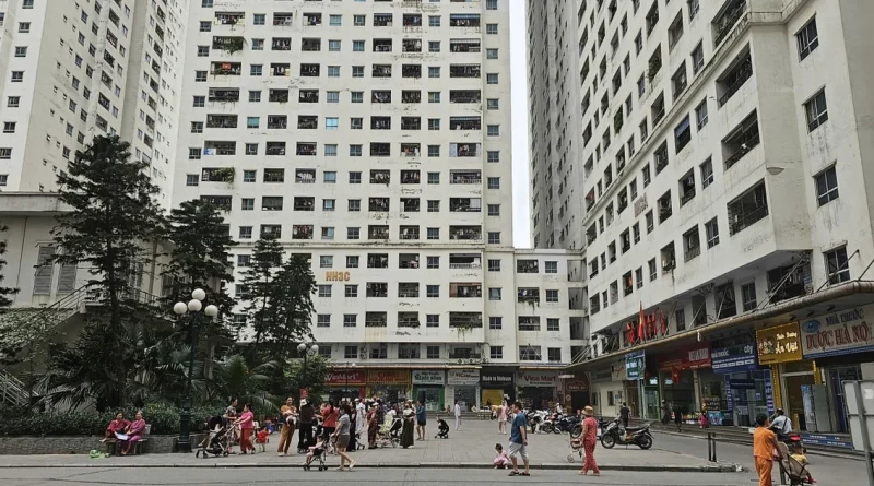 Sau khảo sát ‘trả nhà lấy tiền’, dân chung cư HH Linh Đàm lại nhận thông báo thu phí bảo trì