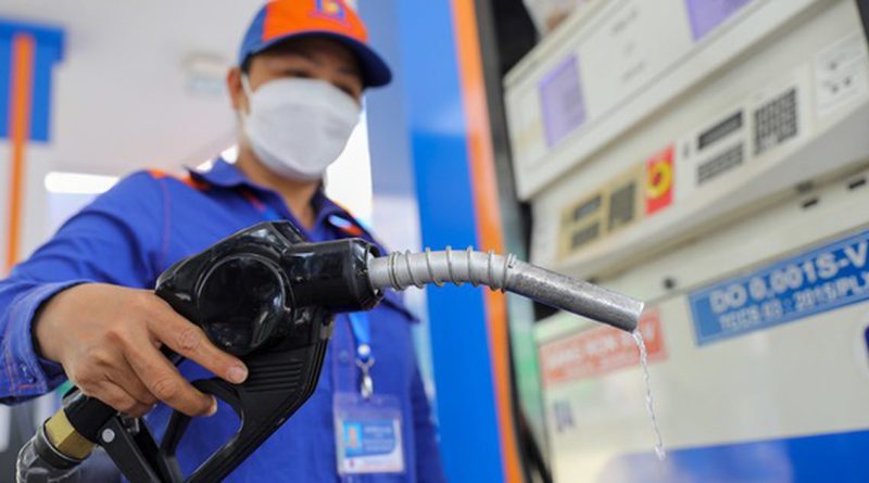 Xăng dầu chính thức nhận ‘đặc quyền’ tới hết tháng 6