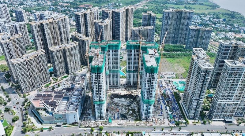 Tham vọng lấn sân bất động sản của loạt ông lớn ngoài ngành