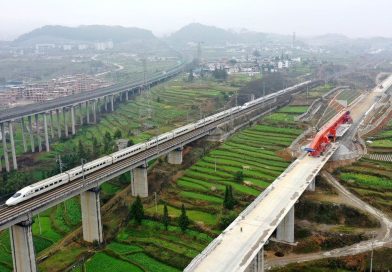 Mất hàng nghìn tỷ cho cầu cạn, sao không làm đường sắt cao tốc trên đất bằng?
