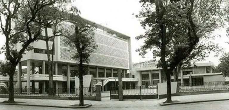26A09094-3.jpg